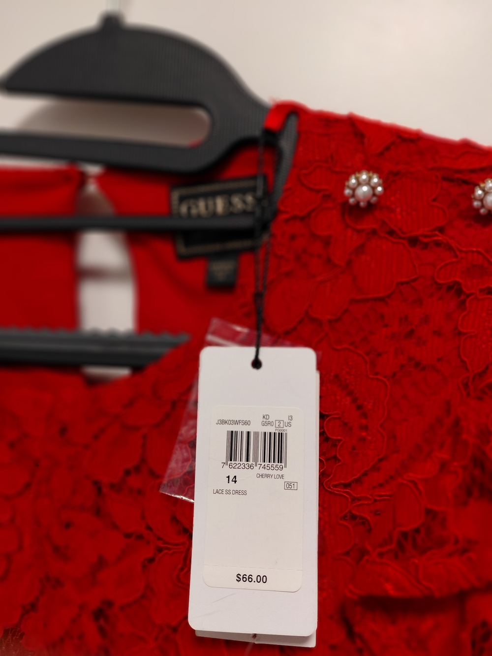 GUESS Vibrant Red Lace Sheath Dress with Cap Sleeves - Picture 4 of 4